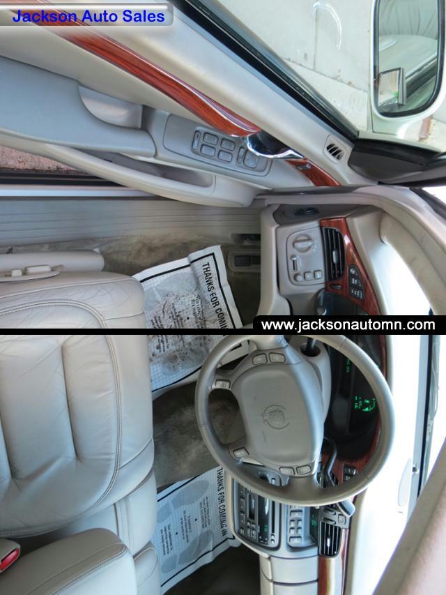 Cadillac Deville 2001 photo 1