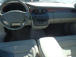 Cadillac Deville 2001 photo 4
