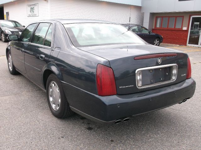 Cadillac Deville 2001 photo 1