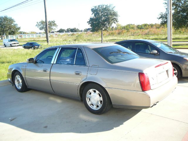 Cadillac Deville 2001 photo 1