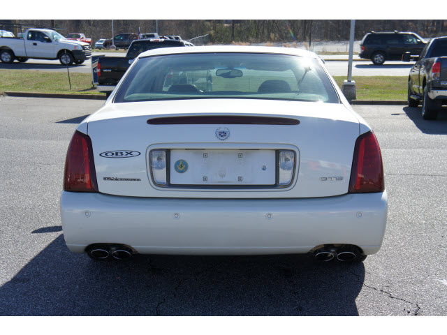 Cadillac Deville 2002 photo 3