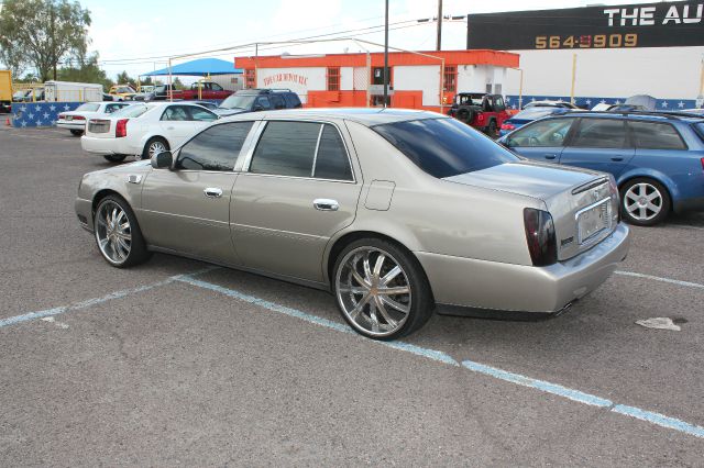 Cadillac Deville 2002 photo 1