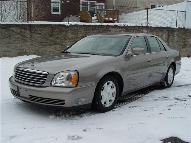Cadillac Deville Base Sedan
