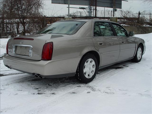 Cadillac Deville 2002 photo 4