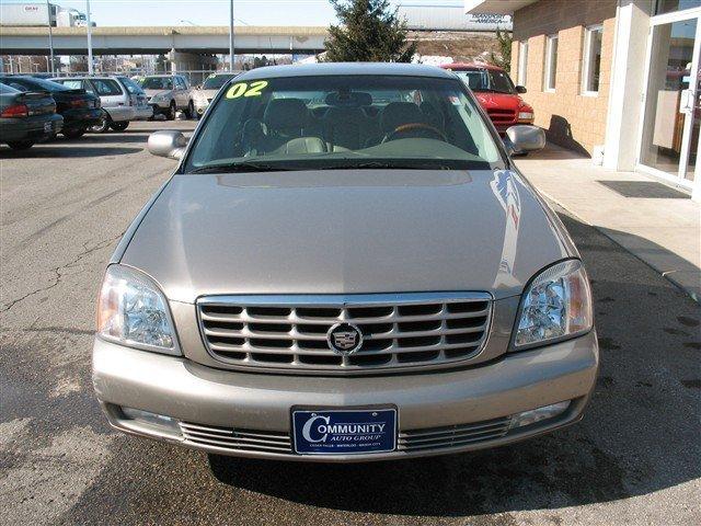 Cadillac Deville 2002 photo 2