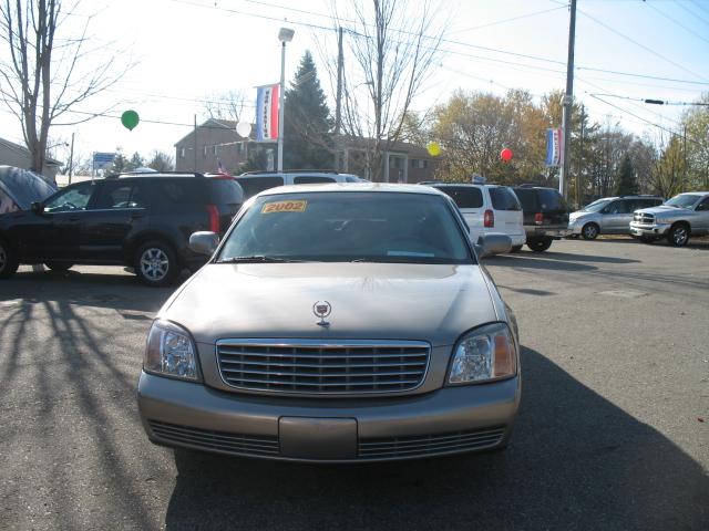 Cadillac Deville 2002 photo 1