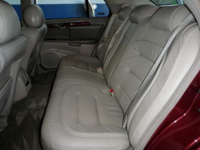 Cadillac Deville 2002 photo 3
