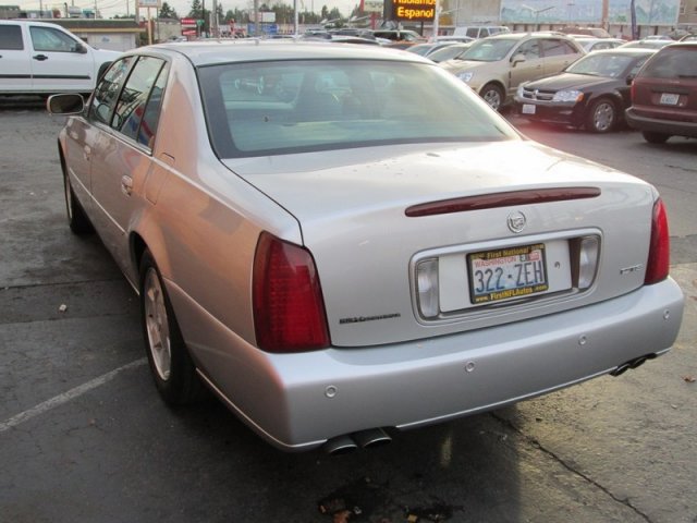 Cadillac Deville 2002 photo 4