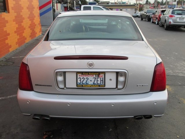 Cadillac Deville 2002 photo 3