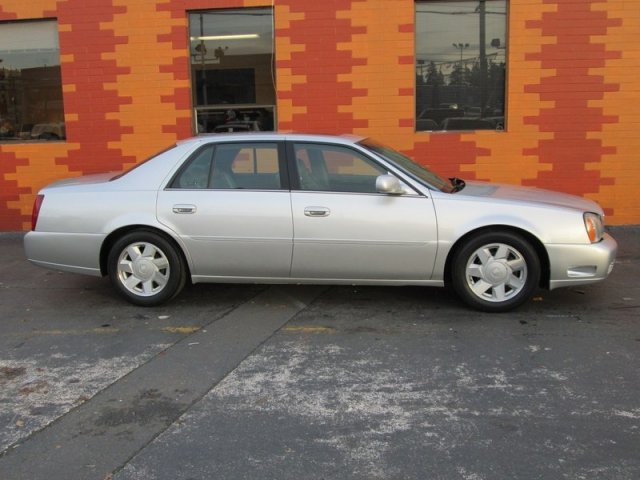 Cadillac Deville 2002 photo 1