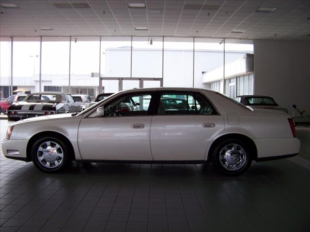 Cadillac Deville 2002 photo 2