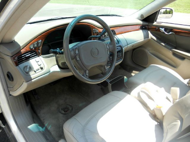 Cadillac Deville 2002 photo 12