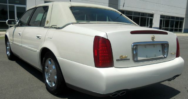Cadillac Deville 2002 photo 20