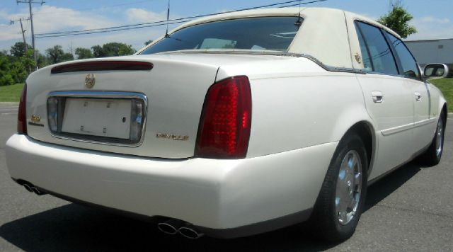 Cadillac Deville 2002 photo 23