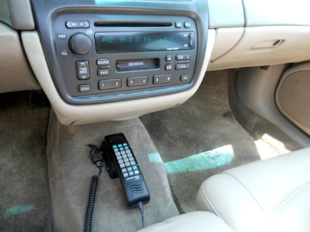 Cadillac Deville 2002 photo 28