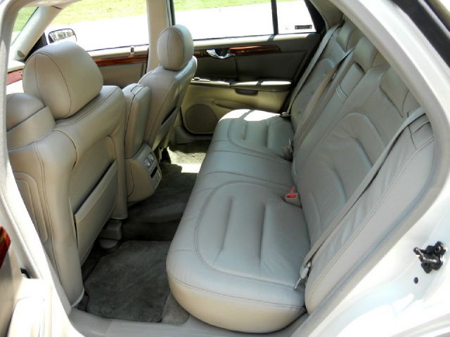 Cadillac Deville 2002 photo 8