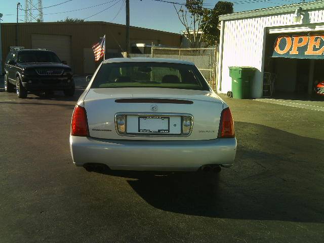 Cadillac Deville 2002 photo 4