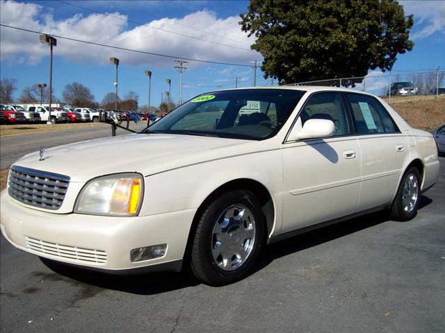 Cadillac Deville Base Sedan