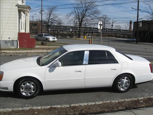 Cadillac Deville 2002 photo 2