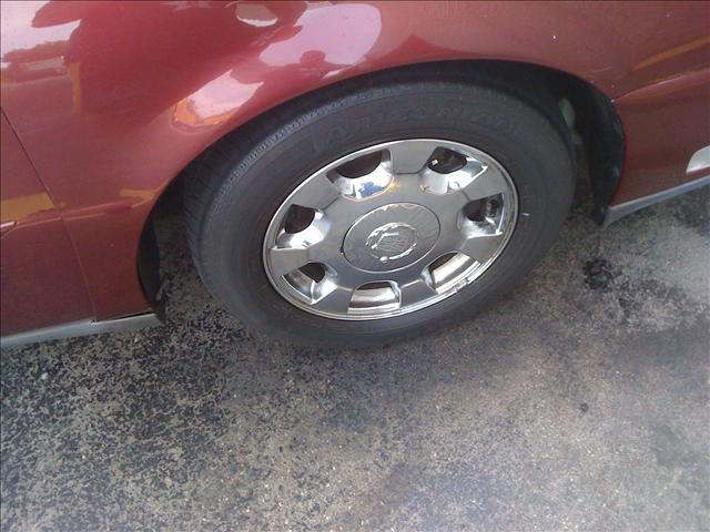 Cadillac Deville 2002 photo 3