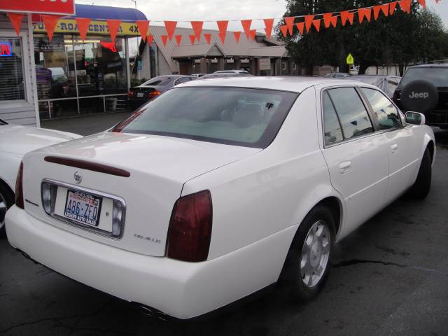 Cadillac Deville 2002 photo 3