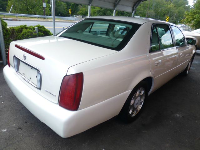 Cadillac Deville 2002 photo 3