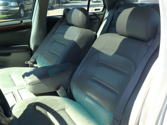 Cadillac Deville 2002 photo 2