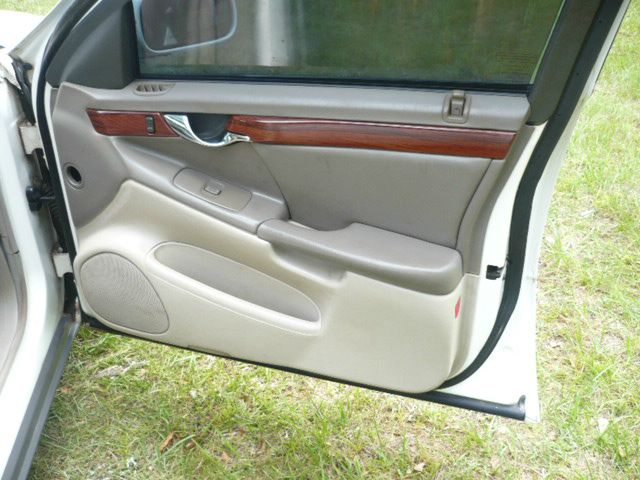 Cadillac Deville 2002 photo 4