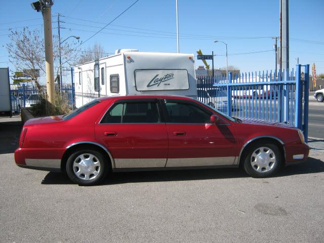 Cadillac Deville 2002 photo 2