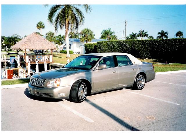 Cadillac Deville 2002 photo 1