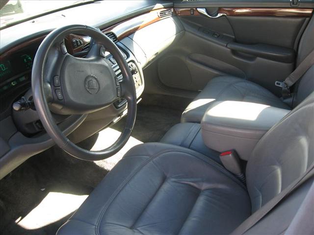 Cadillac Deville 2002 photo 5