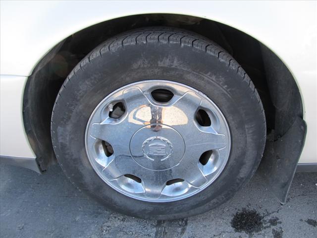 Cadillac Deville 2002 photo 4