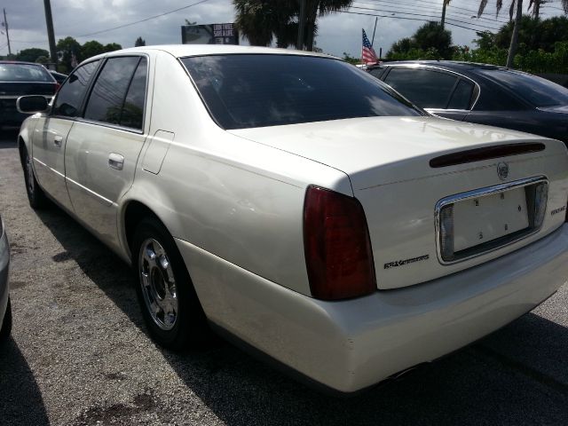 Cadillac Deville 2002 photo 2