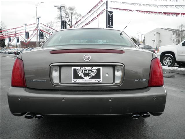 Cadillac Deville 2002 photo 3