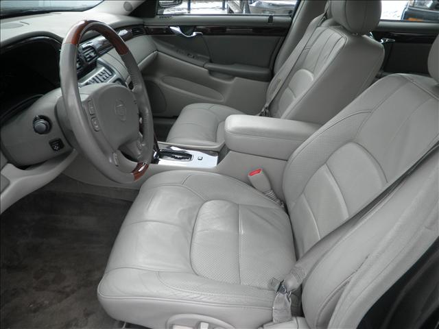 Cadillac Deville 2002 photo 4