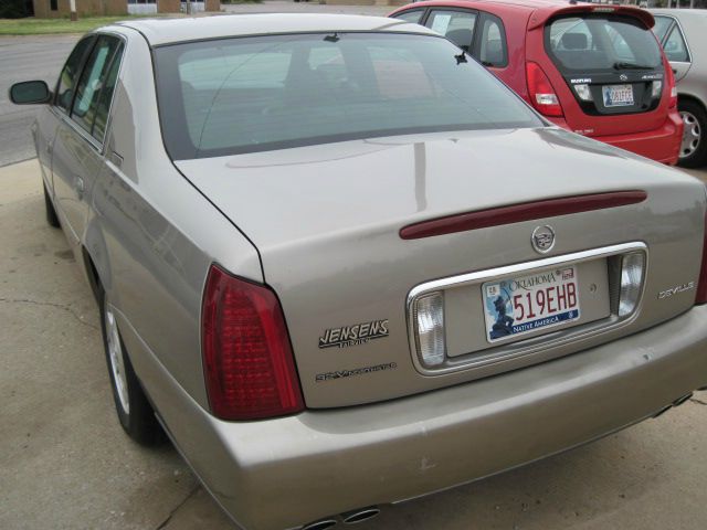 Cadillac Deville 2002 photo 3