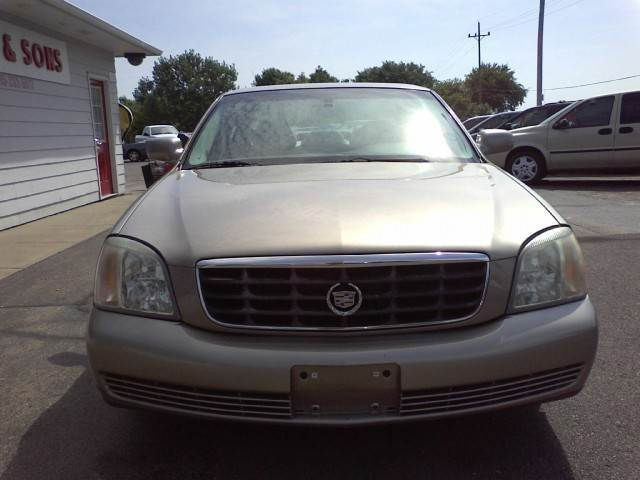 Cadillac Deville 2002 photo 1