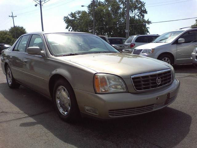 Cadillac Deville 2002 photo 2