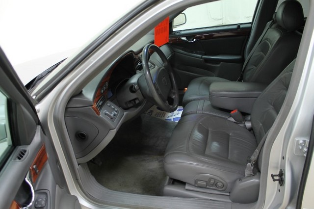 Cadillac Deville 2002 photo 3