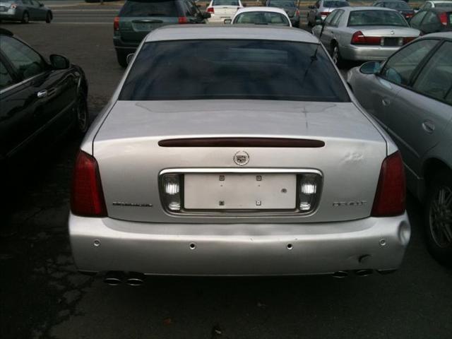 Cadillac Deville 2002 photo 1