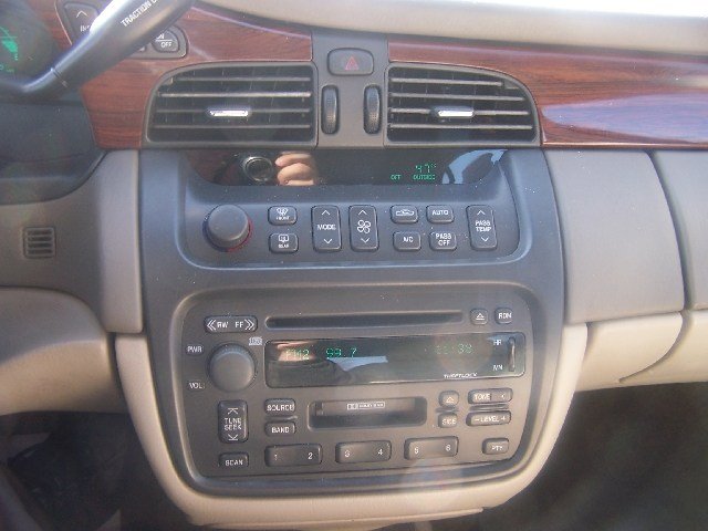 Cadillac Deville 2002 photo 5