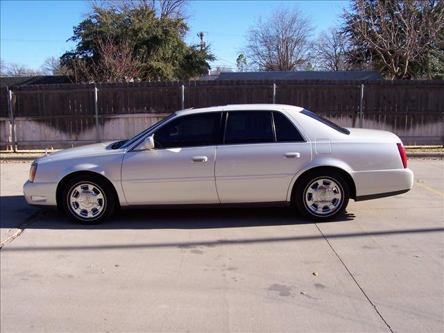Cadillac Deville 2002 photo 1