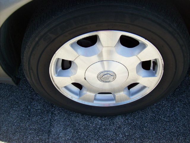 Cadillac Deville 2002 photo 1