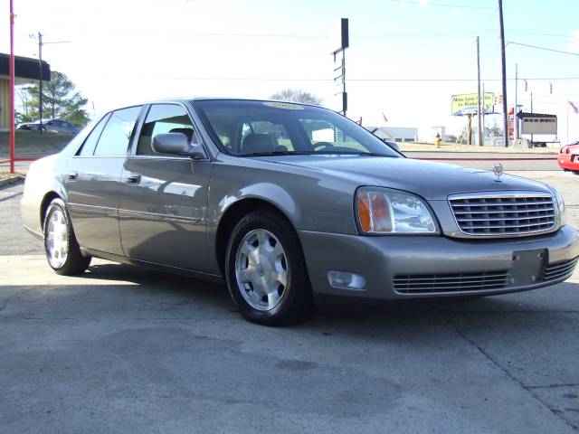 Cadillac Deville 2002 photo 2