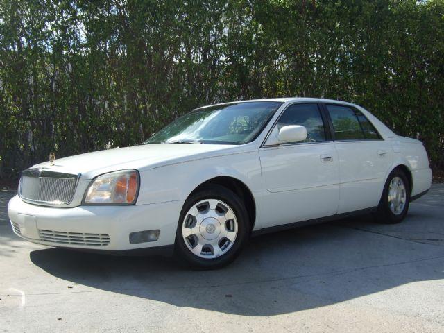 Cadillac Deville Base Sedan