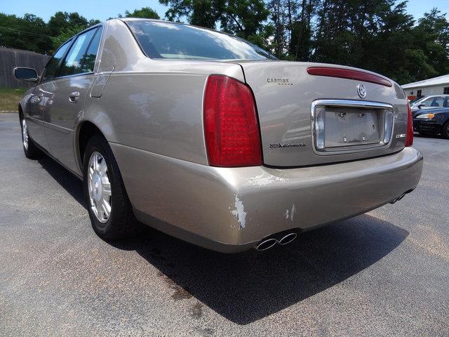 Cadillac Deville 2003 photo 2