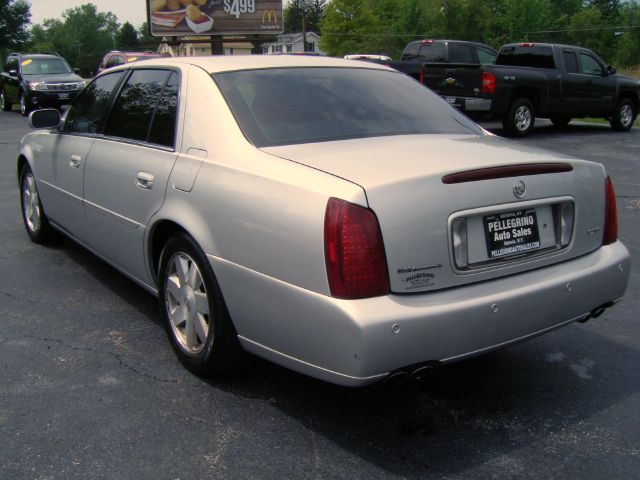 Cadillac Deville 2003 photo 1