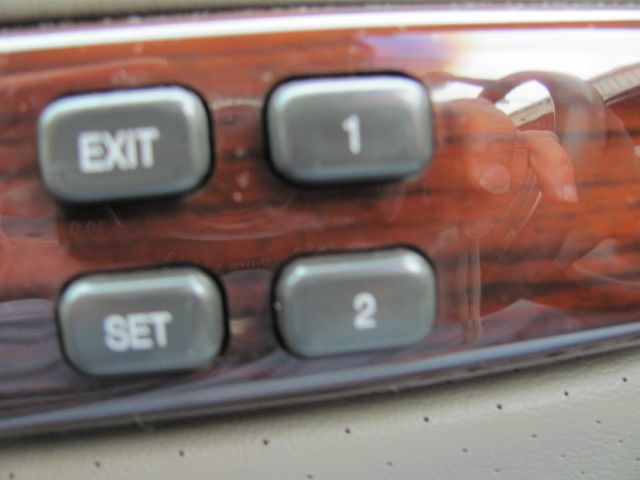 Cadillac Deville 2003 photo 23