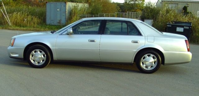 Cadillac Deville 2003 photo 2