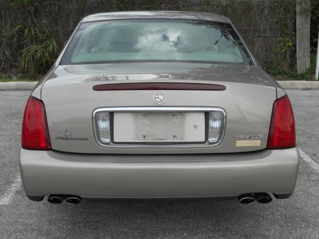 Cadillac Deville 2003 photo 4